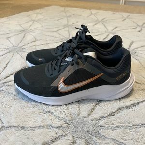 Nike Quest 5